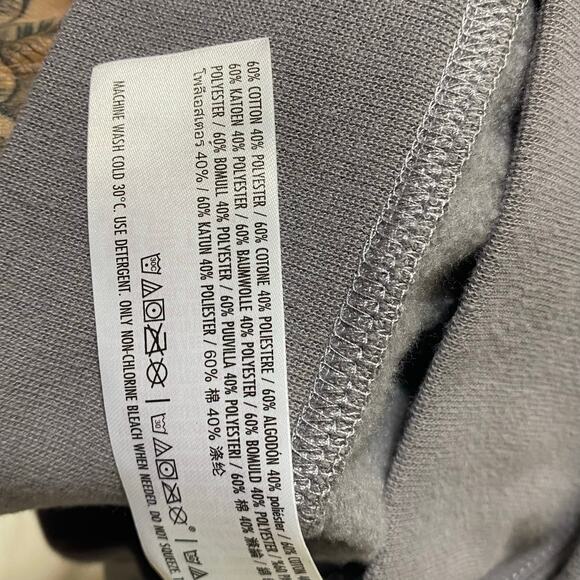 Walt Disney World 50th Anniversary Mickey Mouse Pullover Sweatshirt Adults Sz M - Picture 3 of 7